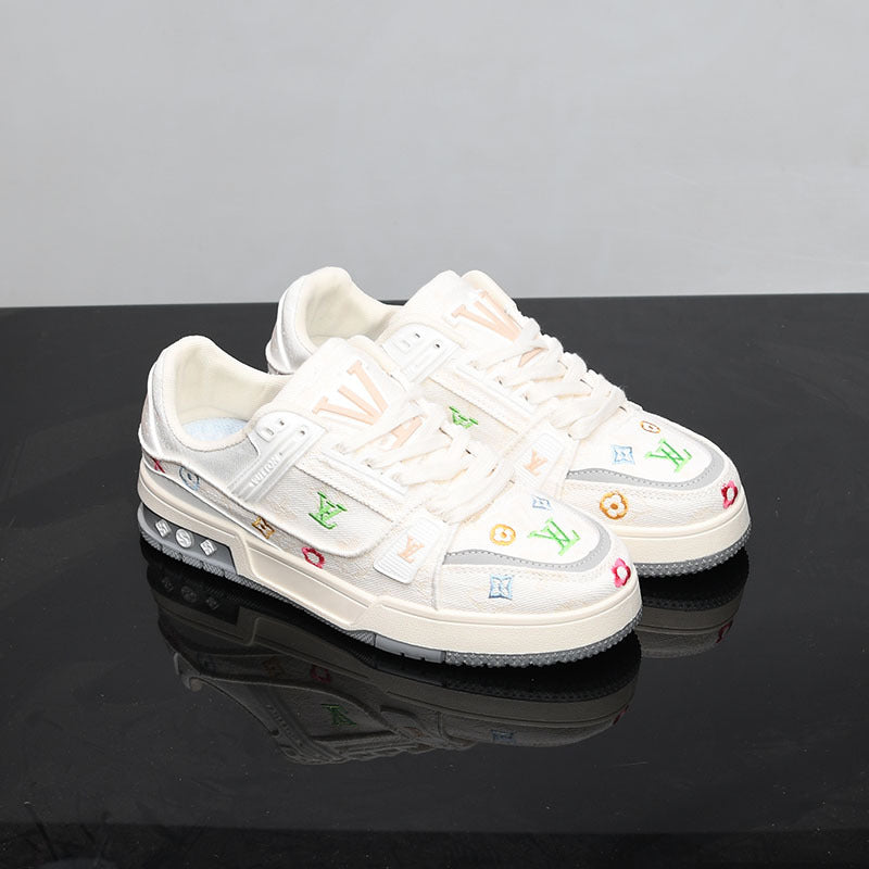Spring embroidery men's shoes